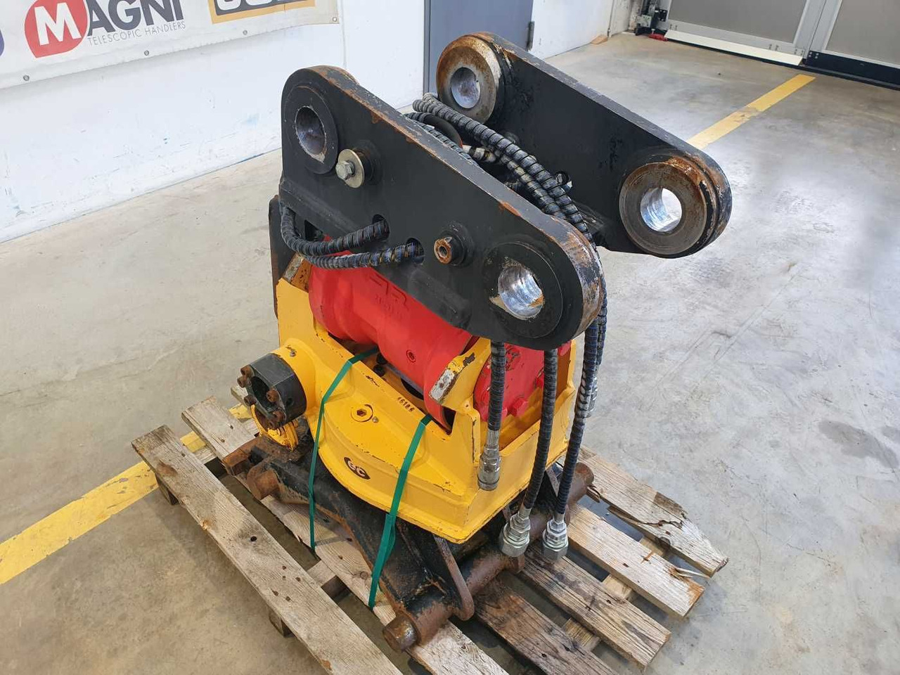 Rädlinger Schwenkrotator CAT M318 / CW 40 / 2016 - Tiltrotator: bilde 3 Rädlinger Schwenkrotator CAT M318 / CW 40 / 2016 - Tiltrotator: bilde 3