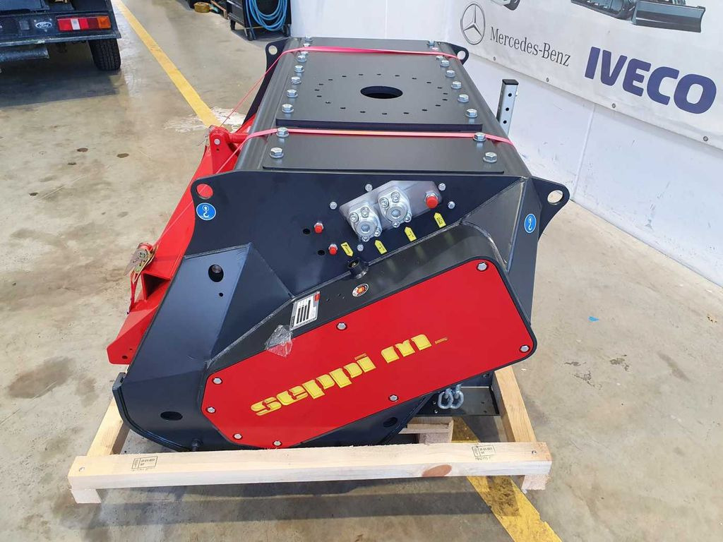 Seppi M. BMS 125 / 13-30t /Forstmulcher/lagernd! Seppi M. BMS 125 / 13-30t /Forstmulcher/lagernd! - Krattknuser: bilde 4 Seppi M. BMS 125 / 13-30t /Forstmulcher/lagernd! Seppi M. BMS 125 / 13-30t /Forstmulcher/lagernd! - Krattknuser: bilde 4