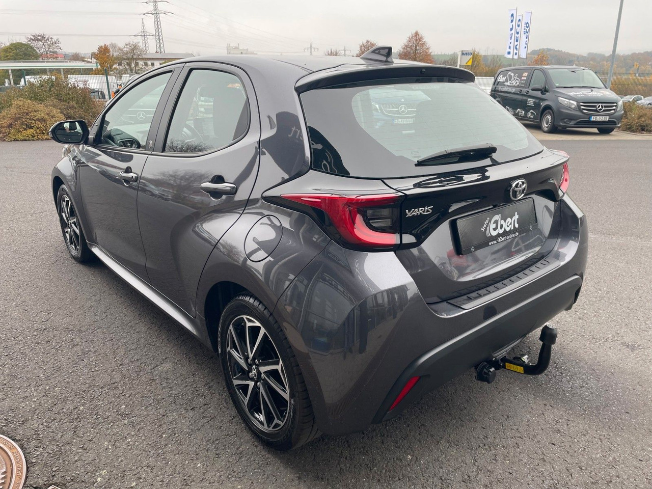 Toyota Yaris 1.5 VVT-iE Aut. Team D AHK+R-Kamera+SHZ - Personenbil: bilde 4 Toyota Yaris 1.5 VVT-iE Aut. Team D AHK+R-Kamera+SHZ - Personenbil: bilde 4