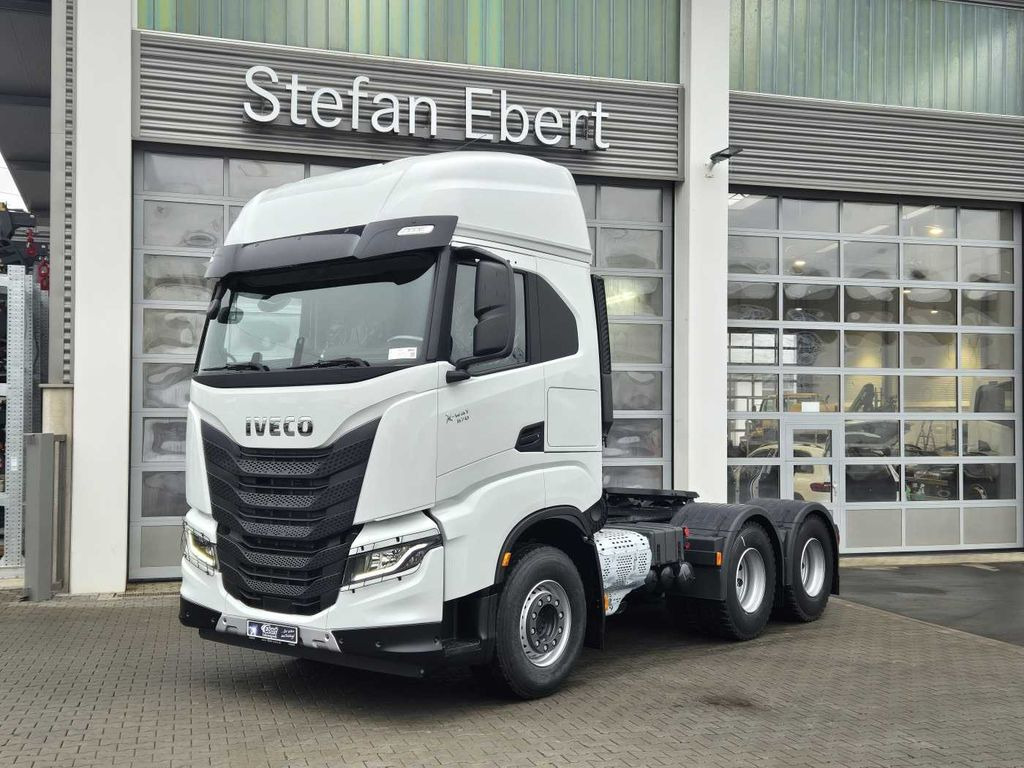 Iveco X-Way AS440X57TZ/P ON+ 6x4 Intarder 2xBett - Trekkvogn: bilde 1 Iveco X-Way AS440X57TZ/P ON+ 6x4 Intarder 2xBett - Trekkvogn: bilde 1