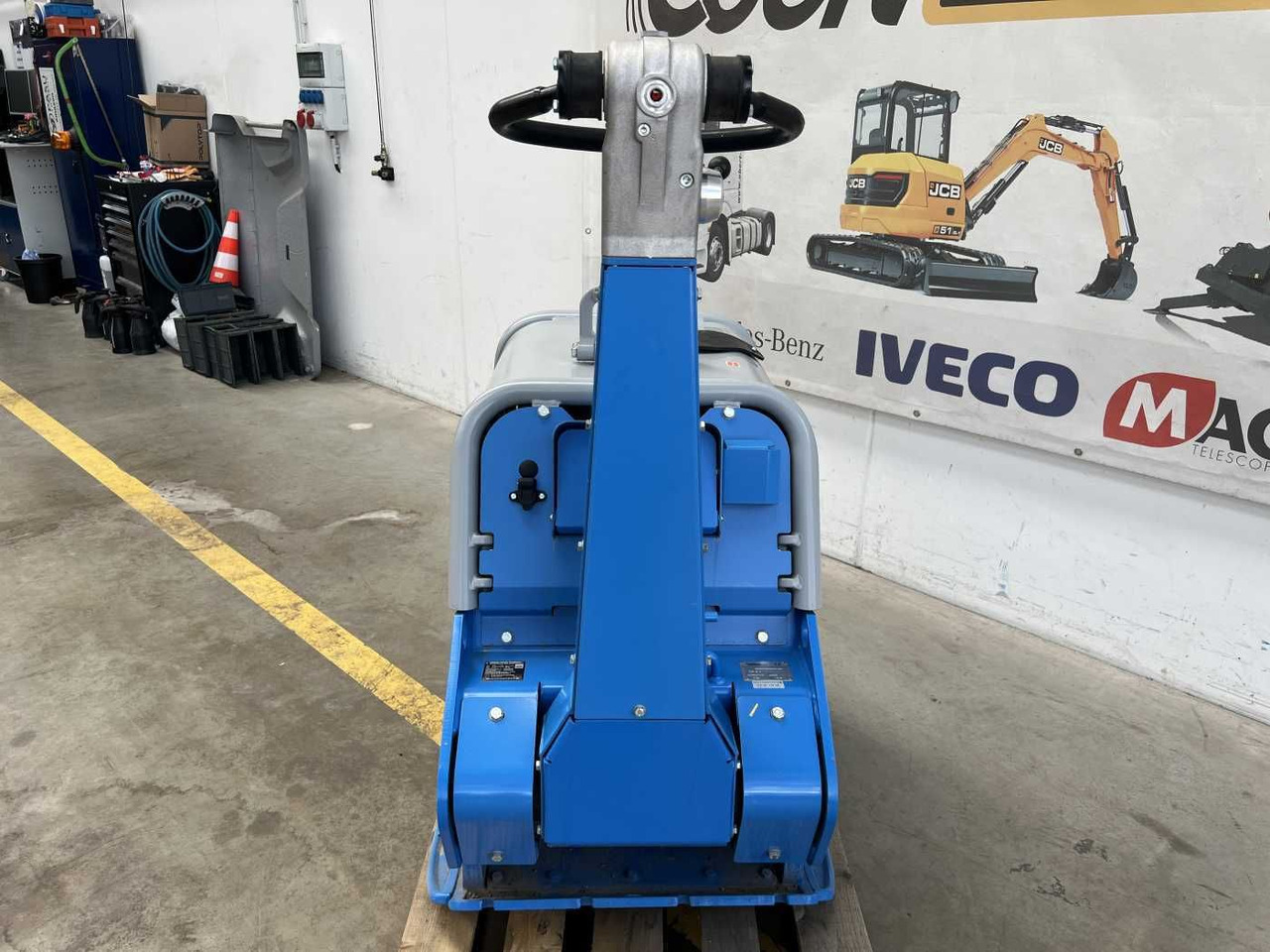 Weber CR 9 Hatz-Diesel / 736kg / E-Start / DEMO - Vibroplate: bilde 5 Weber CR 9 Hatz-Diesel / 736kg / E-Start / DEMO - Vibroplate: bilde 5