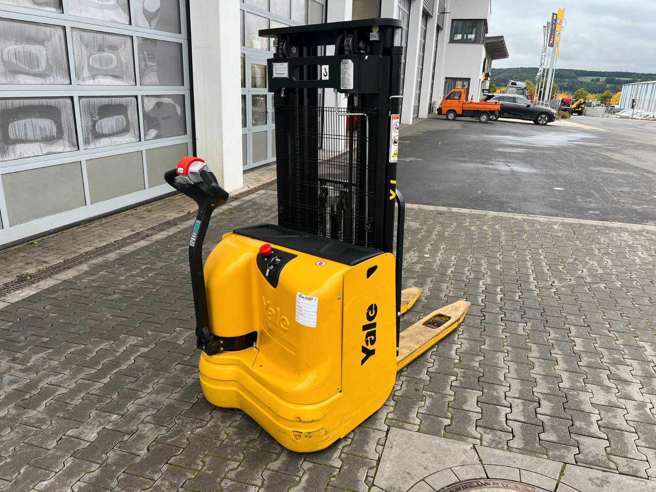 Yale MS 12 AC / Triplex: 4m! / nur 229h! / 2014 - Stabler: bilde 4 Yale MS 12 AC / Triplex: 4m! / nur 229h! / 2014 - Stabler: bilde 4