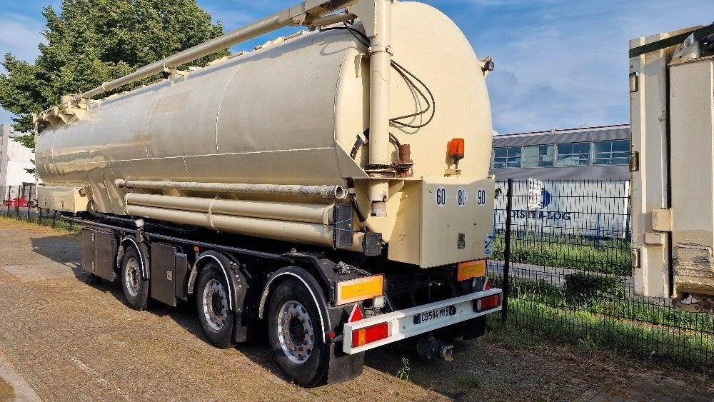 Lambrecht Silo 9 compartiment - Bulktrailer: bilde 1 Lambrecht Silo 9 compartiment - Bulktrailer: bilde 1