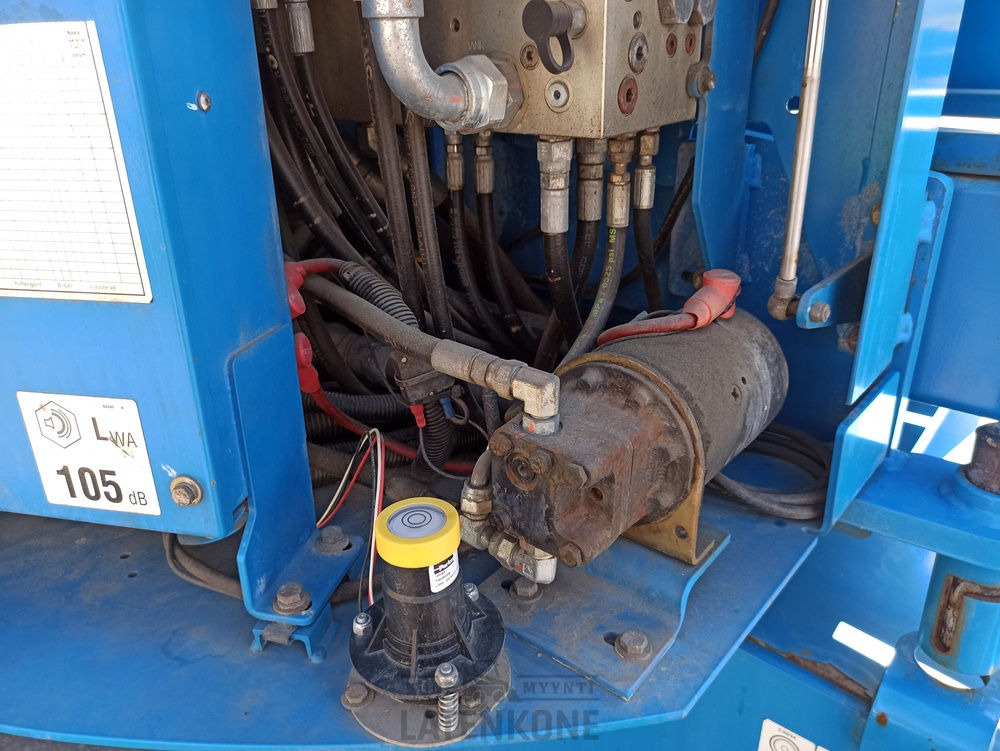 Bomlift Genie Z-60/34J RT 4x4 Kuukulkija: bilde 13