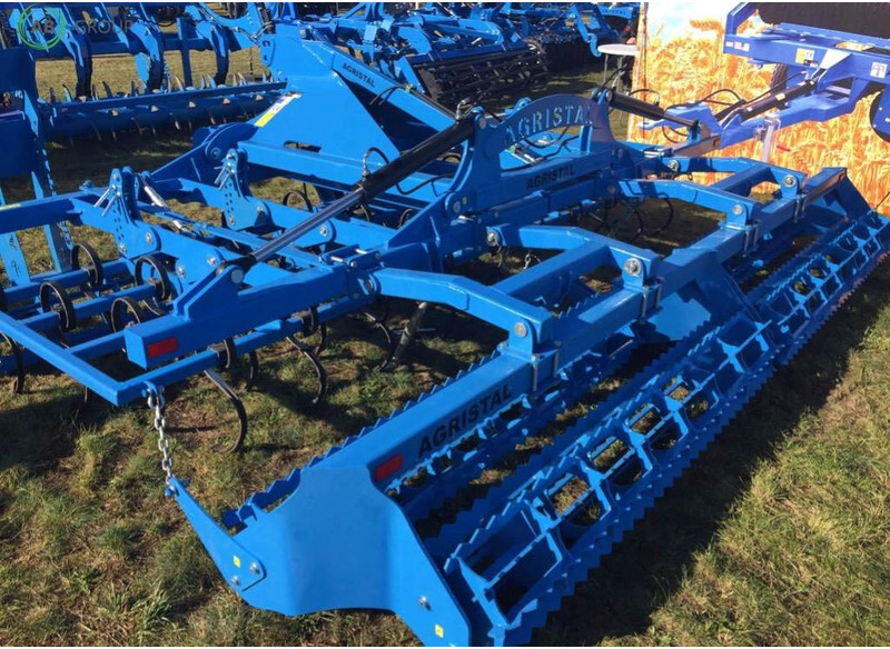 AGRISTAL Hydraulically folding seedbed cultivator/ - Kultivator: bilde 3 AGRISTAL Hydraulically folding seedbed cultivator/ - Kultivator: bilde 3