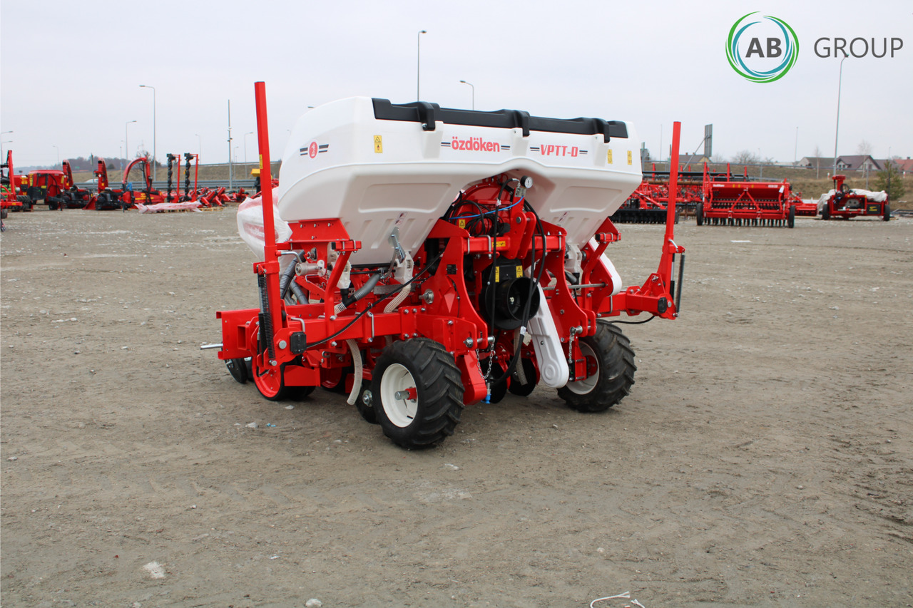 Four-row pneumatic precision seeder with depth fertilization Ozdoken VPTT - Ettkorn såmaskin: bilde 1 Four-row pneumatic precision seeder with depth fertilization Ozdoken VPTT - Ettkorn såmaskin: bilde 1