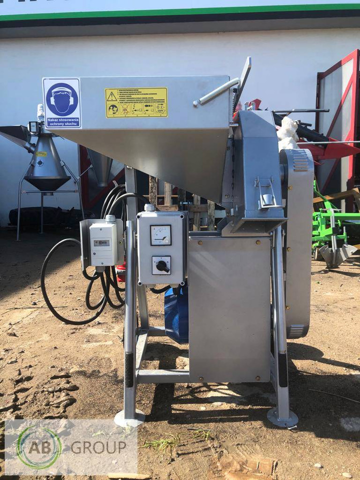 POM Augustów grain shredder H115/1 - Etter-innhøsting utstyr: bilde 1 POM Augustów grain shredder H115/1 - Etter-innhøsting utstyr: bilde 1