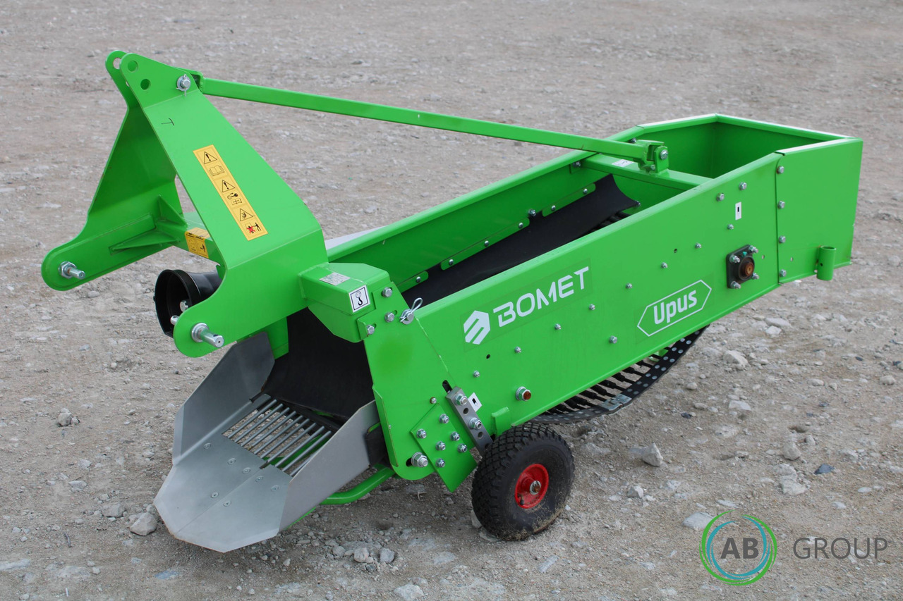 Single-row conveyor potato digger Bomet Upus Z656 - Potethøster: bilde 2 Single-row conveyor potato digger Bomet Upus Z656 - Potethøster: bilde 2