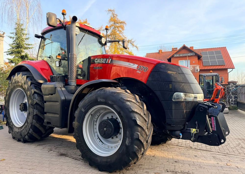 Case IH Magnum 370 CVX - Traktor: bilde 3 Case IH Magnum 370 CVX - Traktor: bilde 3