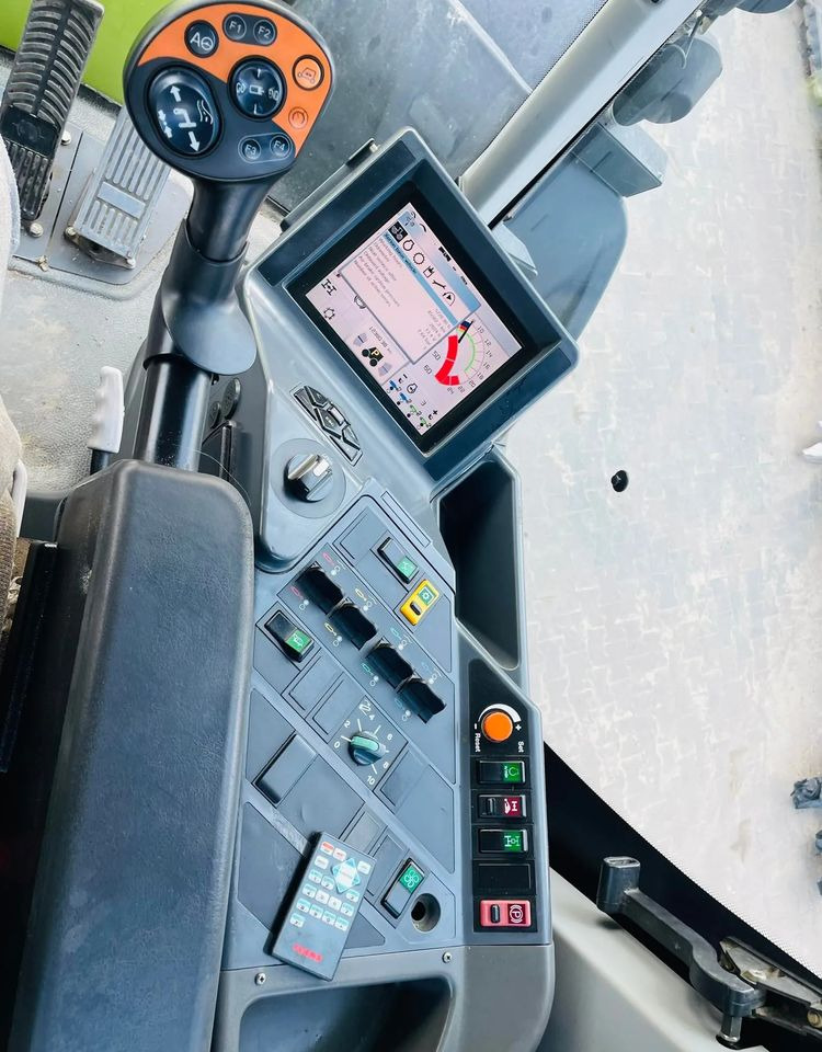 Traktor Claas 3800 TRAC VC: bilde 11
