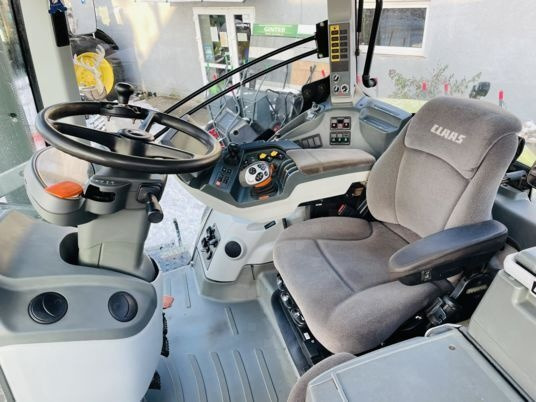 Claas AXION 830 CEBIS - Traktor: bilde 3 Claas AXION 830 CEBIS - Traktor: bilde 3