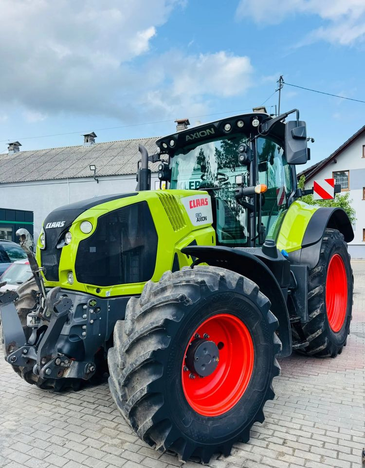 Claas Axion 810 CMATIC - Traktor: bilde 1 Claas Axion 810 CMATIC - Traktor: bilde 1