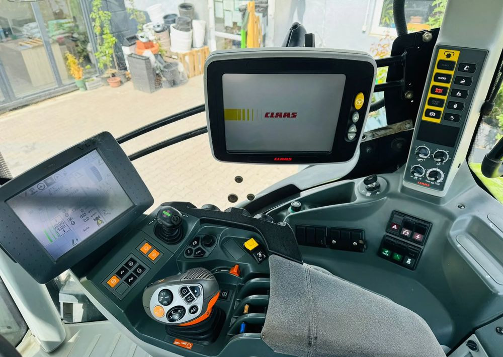 Traktor Claas Axion 950 CEBIS CMATIC: bilde 14 Traktor Claas Axion 950 CEBIS CMATIC: bilde 14