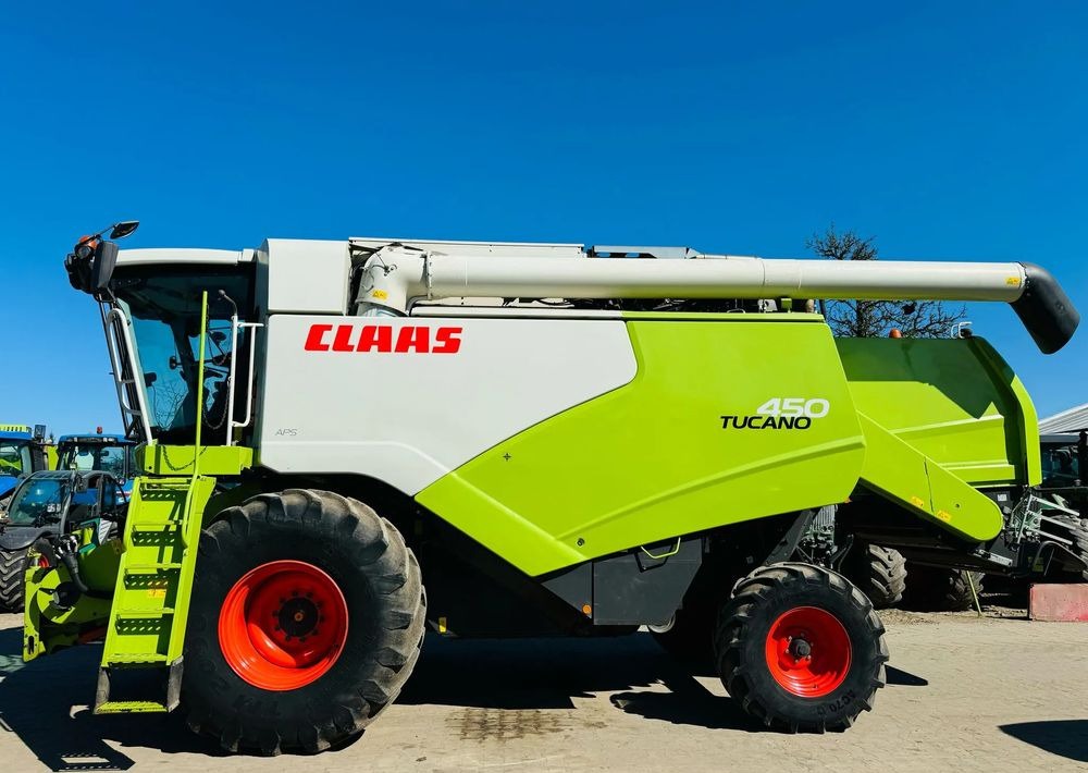 Claas Tucano 450 - Skurtresker: bilde 1 Claas Tucano 450 - Skurtresker: bilde 1