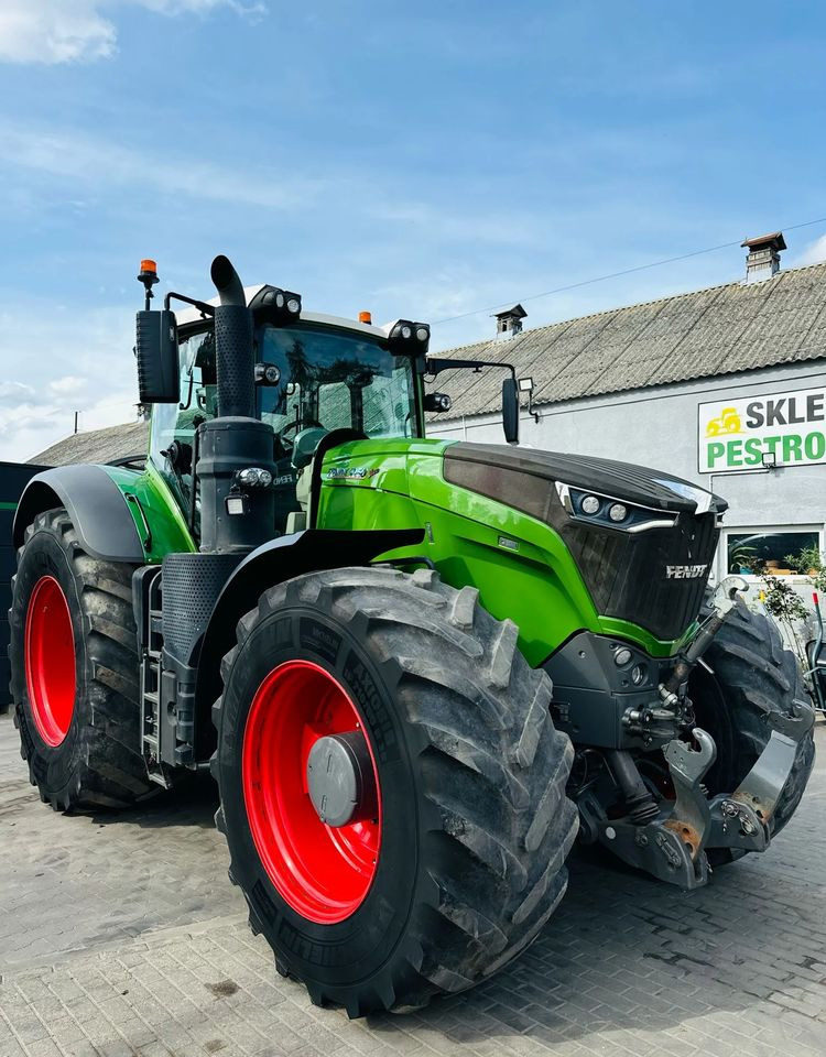 Fendt 1050 Vario - Traktor: bilde 1 Fendt 1050 Vario - Traktor: bilde 1