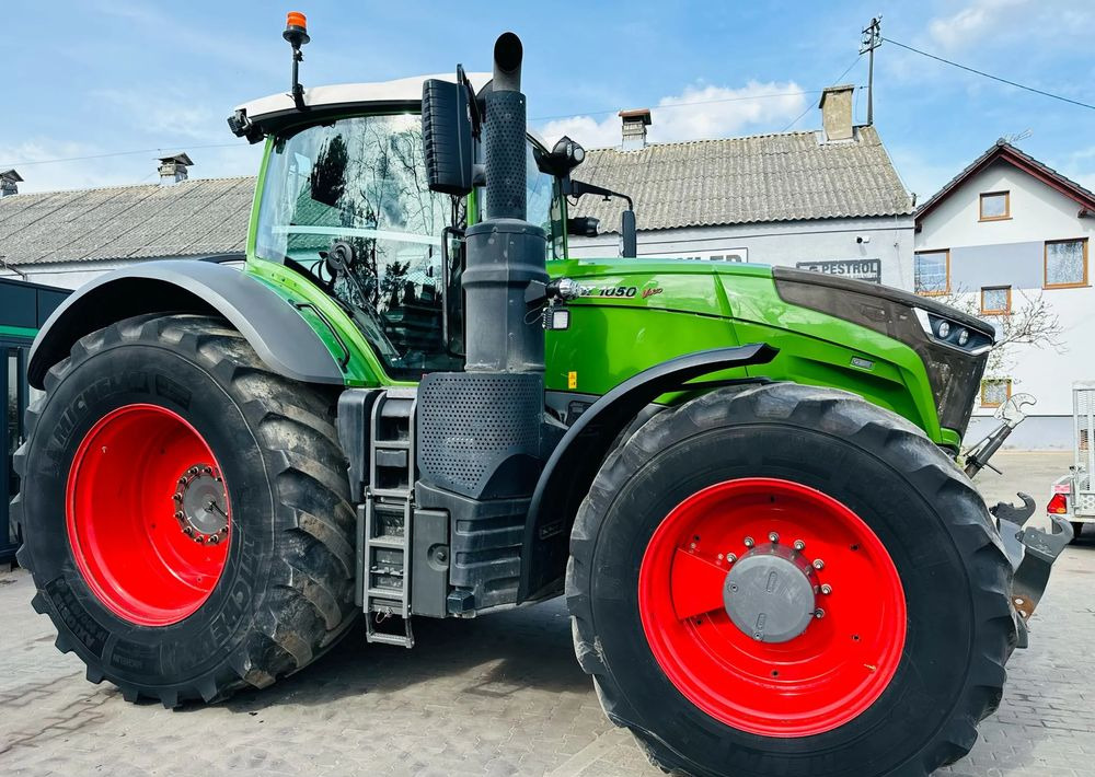 Fendt 1050 Vario - Traktor: bilde 2 Fendt 1050 Vario - Traktor: bilde 2