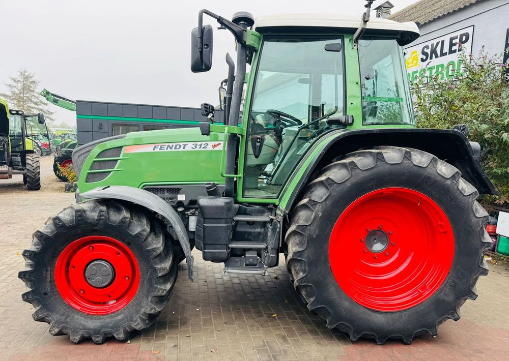 Fendt 312 Vario - Traktor: bilde 2 Fendt 312 Vario - Traktor: bilde 2