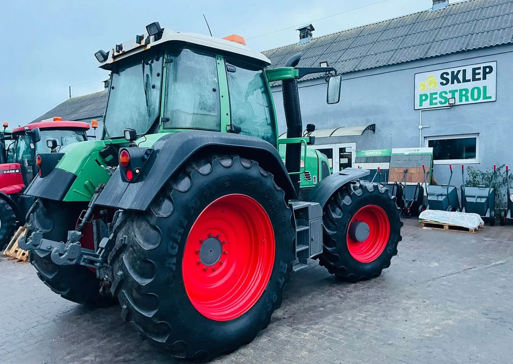 Fendt 820 - Traktor: bilde 4 Fendt 820 - Traktor: bilde 4