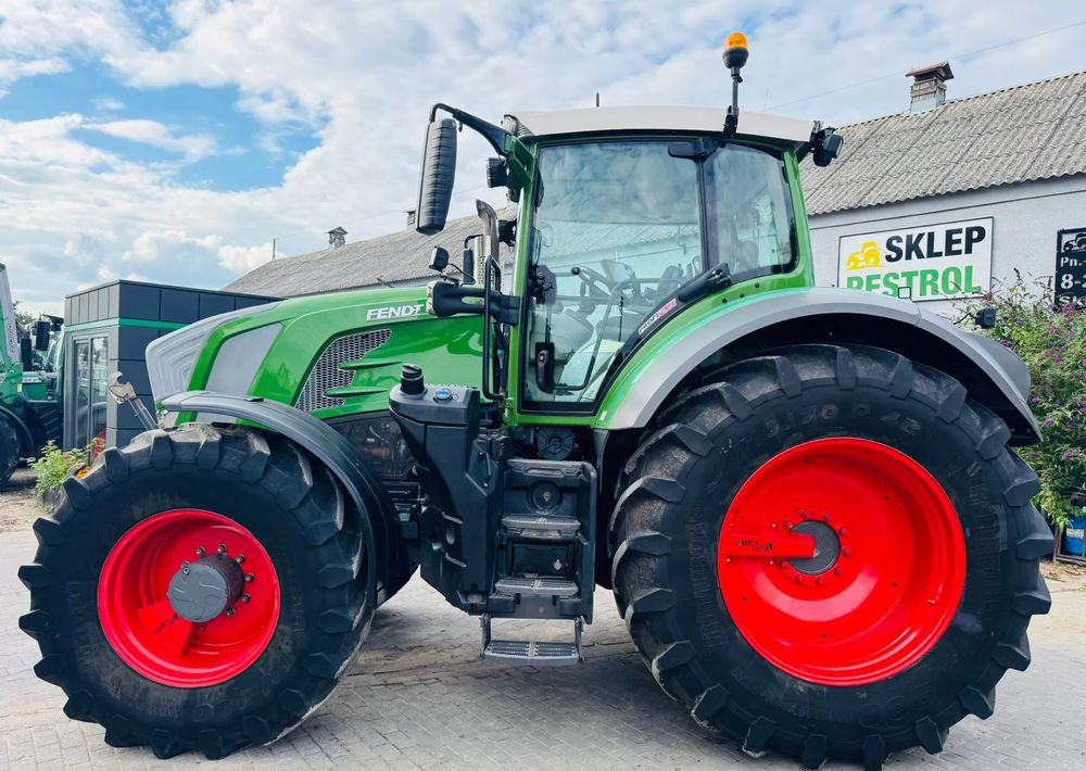Fendt 828 Vario Profi Plus - Traktor: bilde 5 Fendt 828 Vario Profi Plus - Traktor: bilde 5
