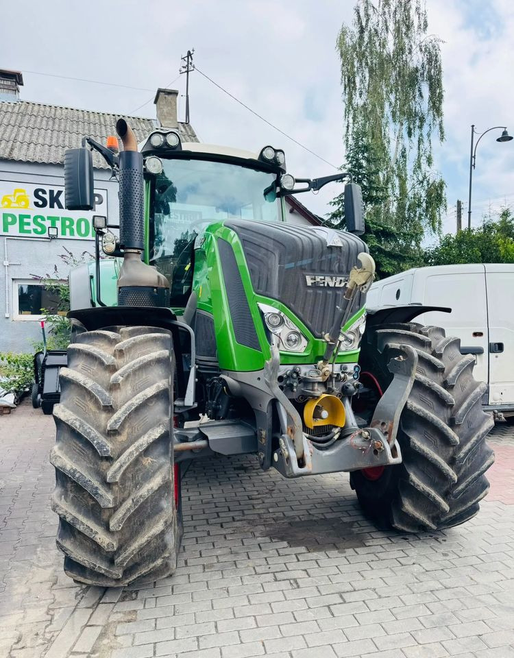 Fendt 828 Vario Profi Plus - Traktor: bilde 4 Fendt 828 Vario Profi Plus - Traktor: bilde 4