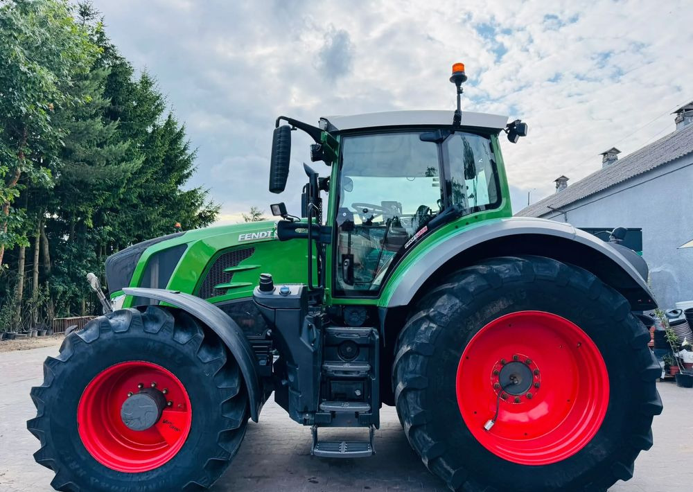 Fendt 828 Vario Profi Plus - Traktor: bilde 3 Fendt 828 Vario Profi Plus - Traktor: bilde 3