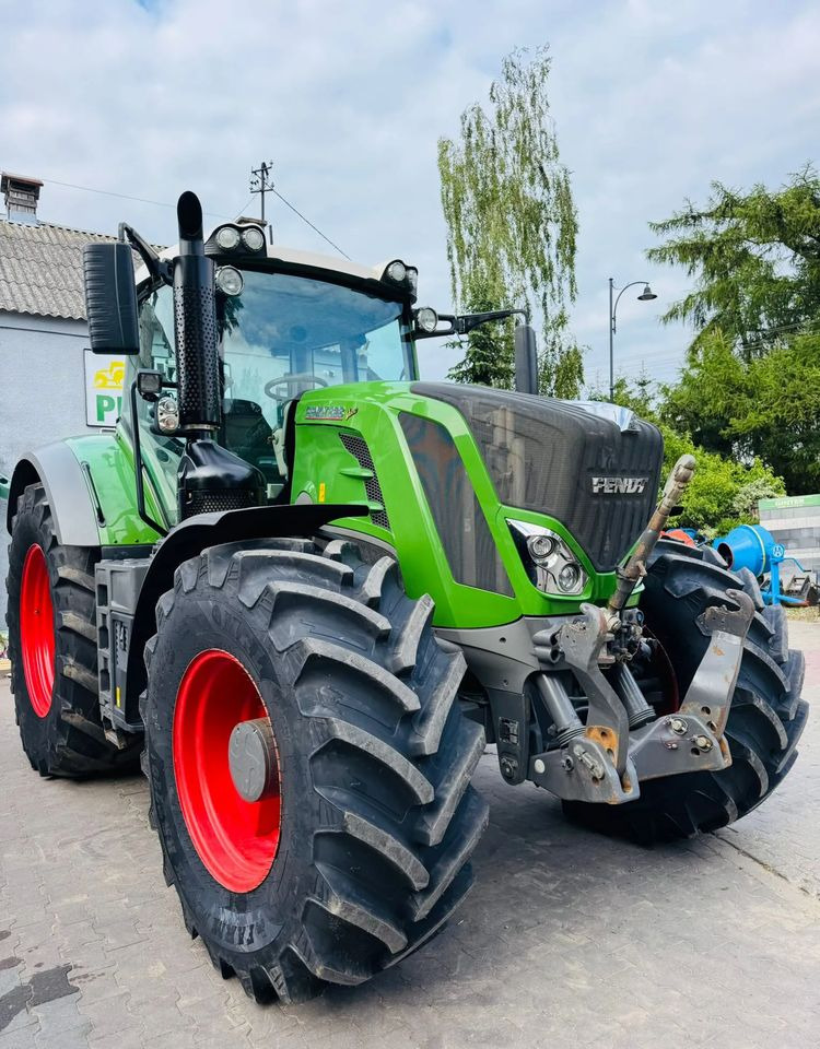 Fendt 828 Vario profi PLUS - Traktor: bilde 5 Fendt 828 Vario profi PLUS - Traktor: bilde 5