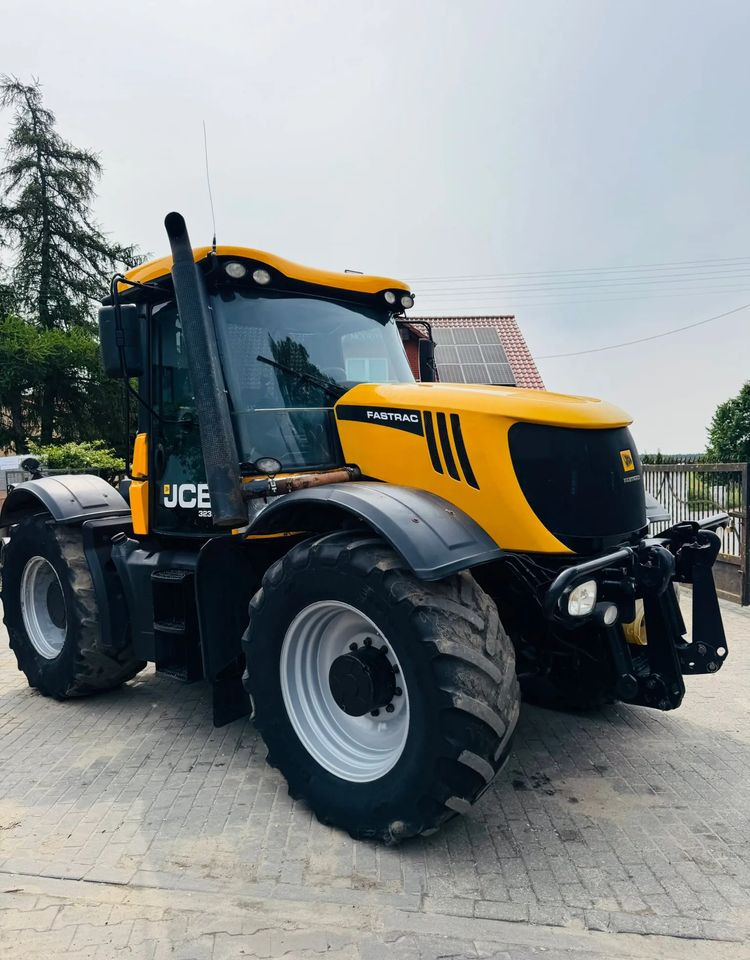 JCB FASTRAC 3230 - Traktor: bilde 4 JCB FASTRAC 3230 - Traktor: bilde 4