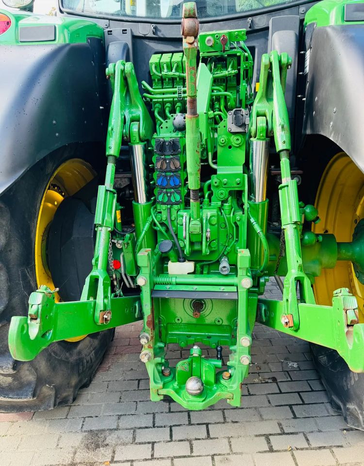 Traktor John Deere 6175R: bilde 6