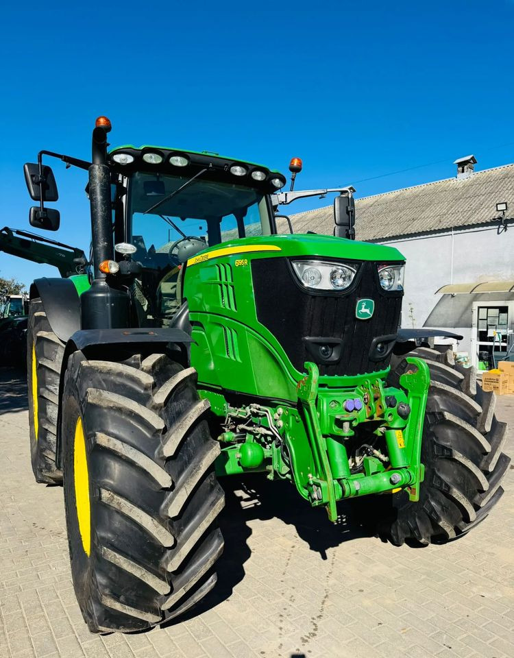 John Deere 6250R - Traktor: bilde 4 John Deere 6250R - Traktor: bilde 4