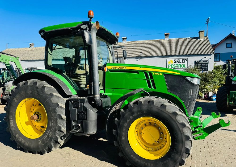 John Deere 7250R - Traktor: bilde 3 John Deere 7250R - Traktor: bilde 3