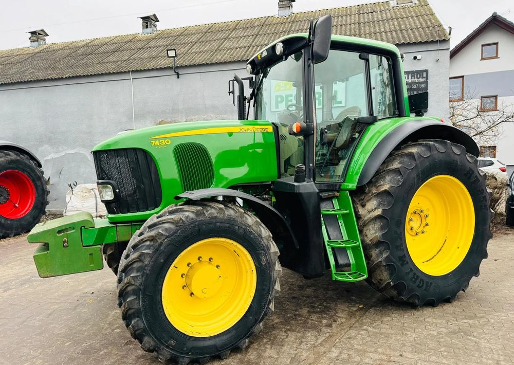 John Deere 7430 Premium - Traktor: bilde 1 John Deere 7430 Premium - Traktor: bilde 1