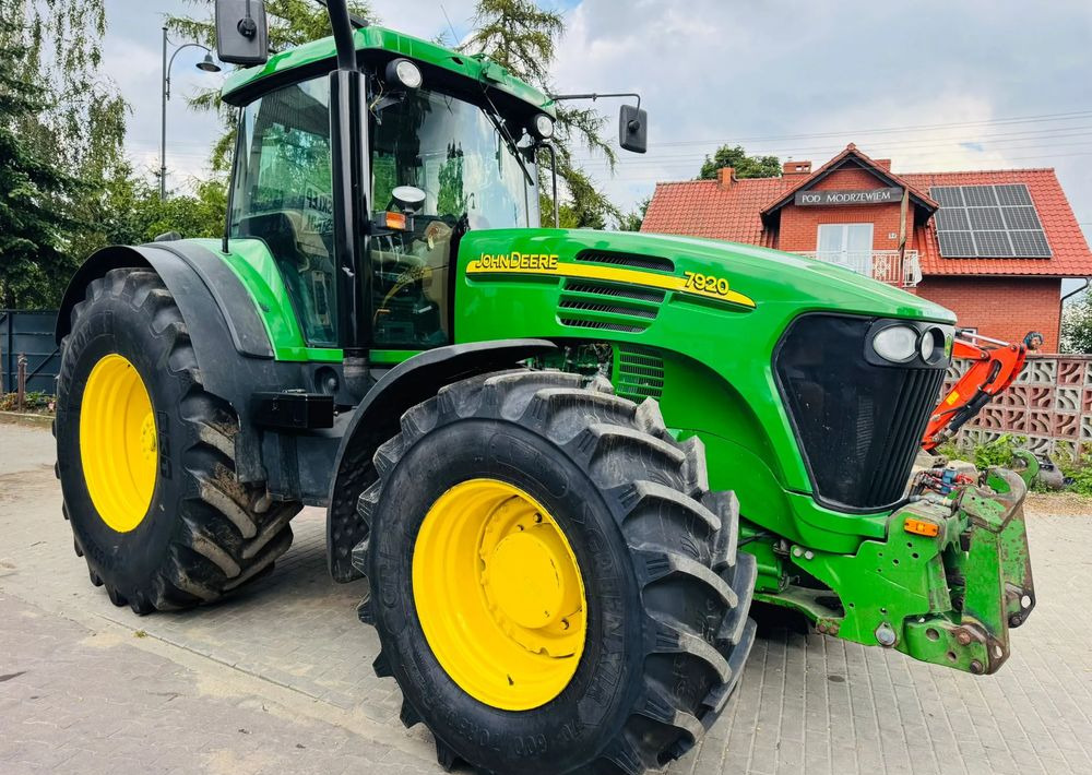 John Deere 7920 - Traktor: bilde 2 John Deere 7920 - Traktor: bilde 2