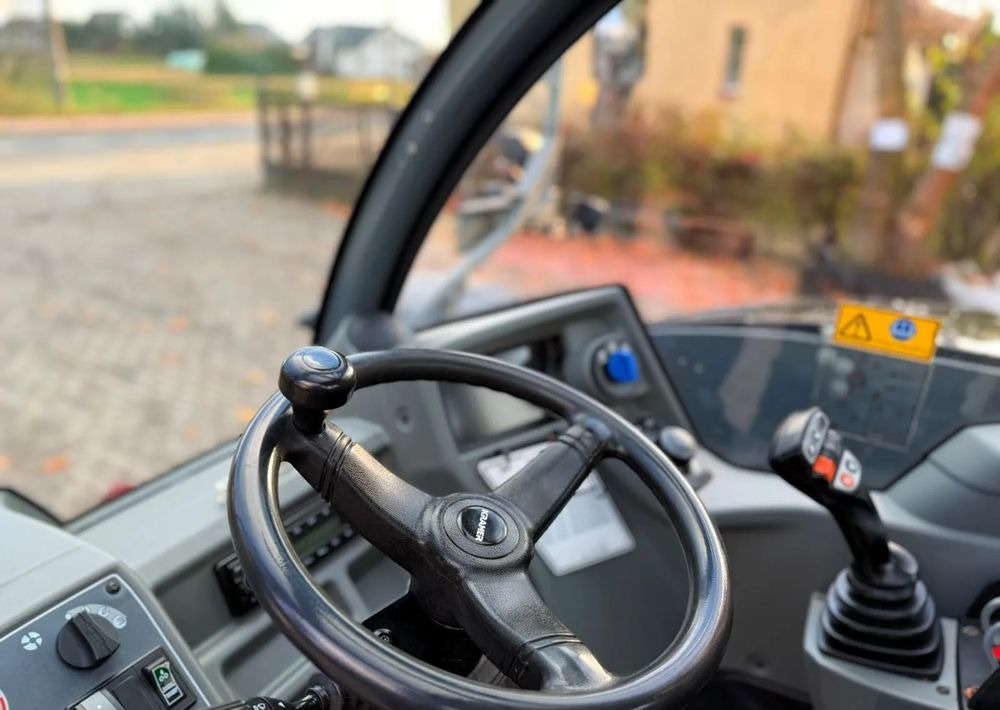 Kramer KT 447 - Teleskoplastere: bilde 5 Kramer KT 447 - Teleskoplastere: bilde 5