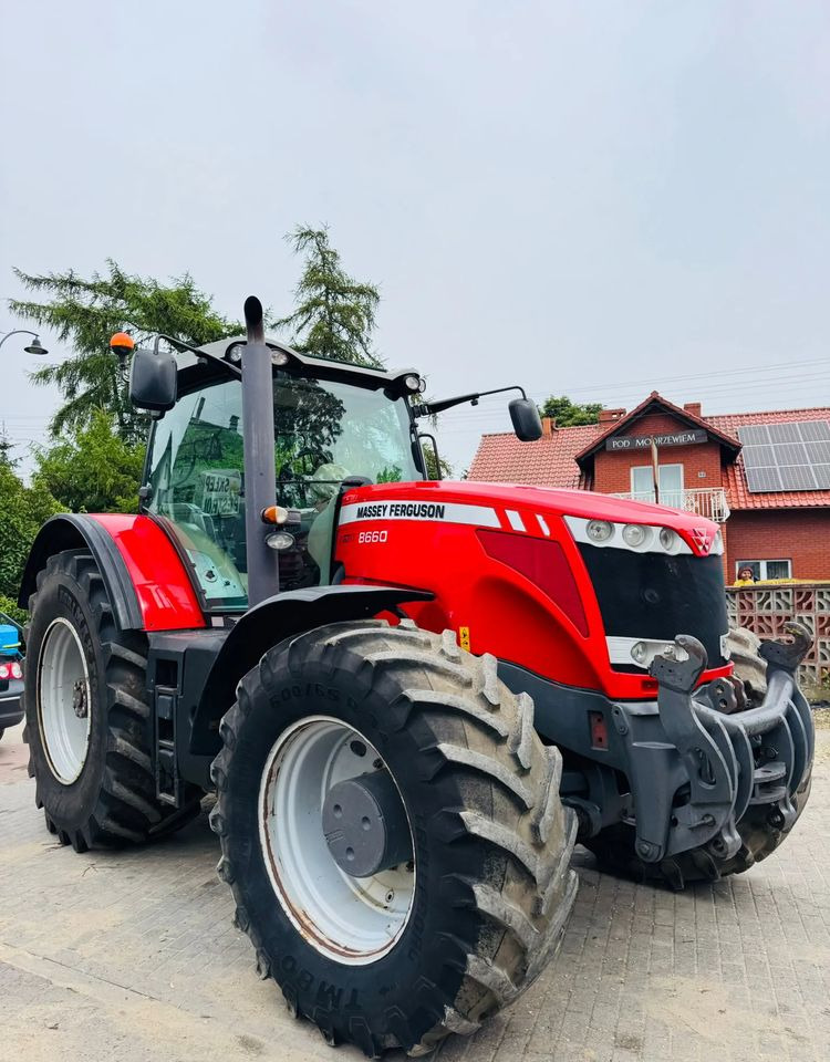 Massey Ferguson 8660 DYNA VT - Traktor: bilde 1 Massey Ferguson 8660 DYNA VT - Traktor: bilde 1