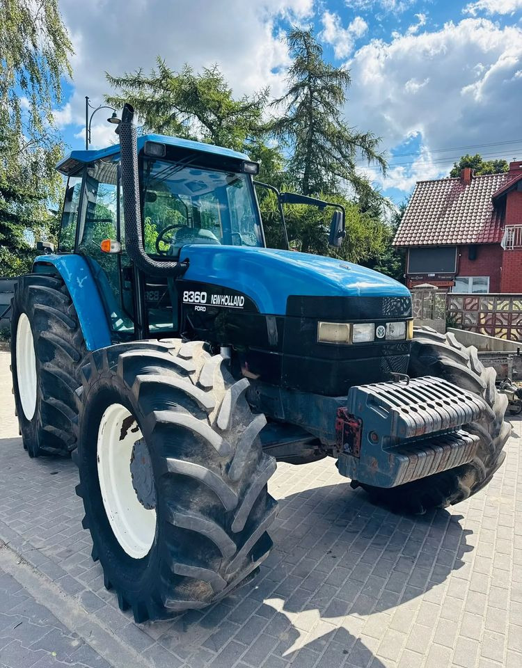 New Holland 8360 - Traktor: bilde 3 New Holland 8360 - Traktor: bilde 3