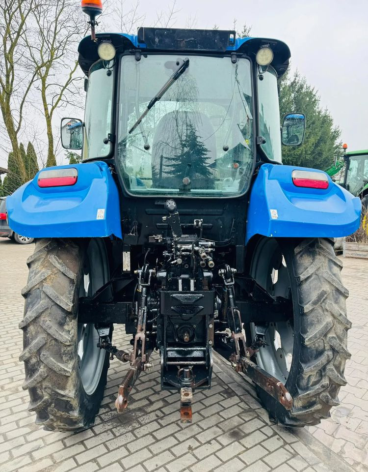 New Holland T5.115 - Traktor: bilde 4 New Holland T5.115 - Traktor: bilde 4