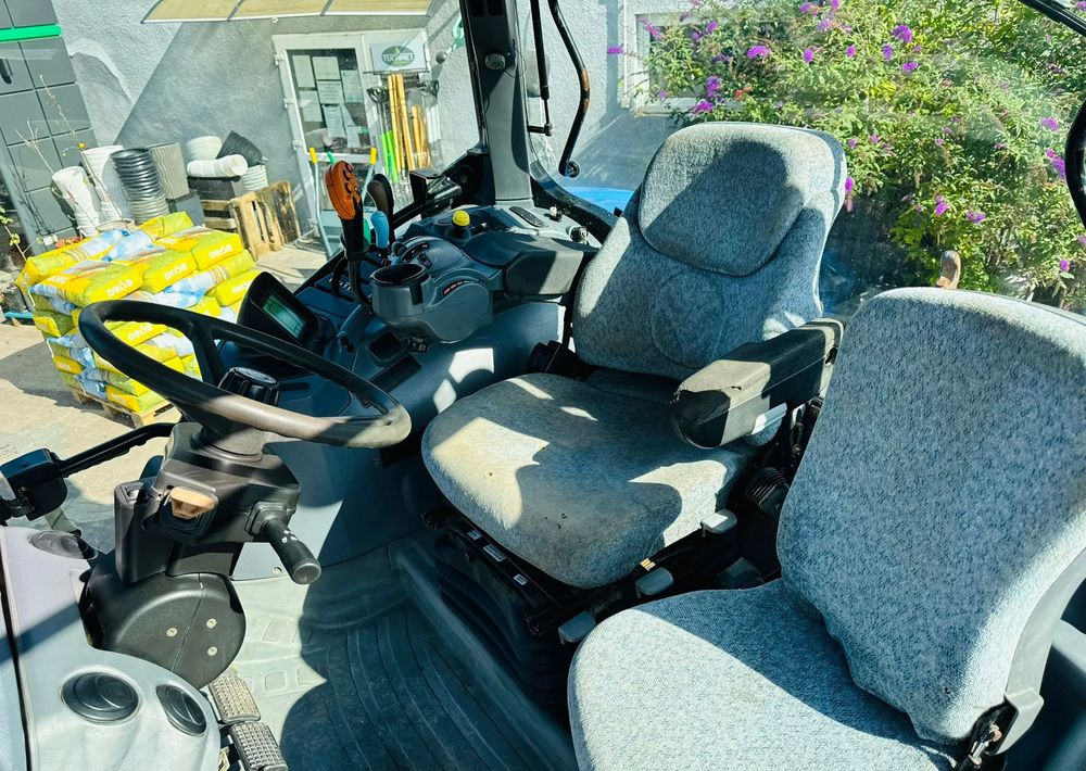 Leie  New Holland T7030 New Holland T7030: bilde 12