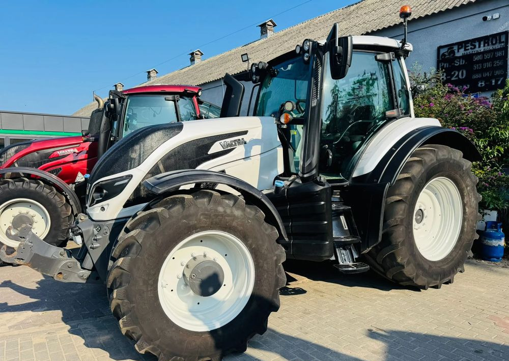 Valtra T174 UNLIMITED Versu - Traktor: bilde 5 Valtra T174 UNLIMITED Versu - Traktor: bilde 5