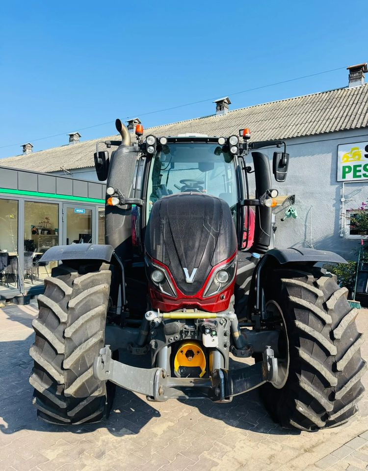 Valtra T174 Versu - Traktor: bilde 4 Valtra T174 Versu - Traktor: bilde 4