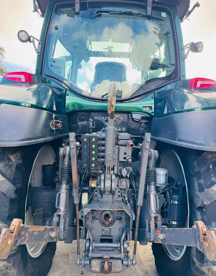 Valtra T214 Versu - Traktor: bilde 3 Valtra T214 Versu - Traktor: bilde 3