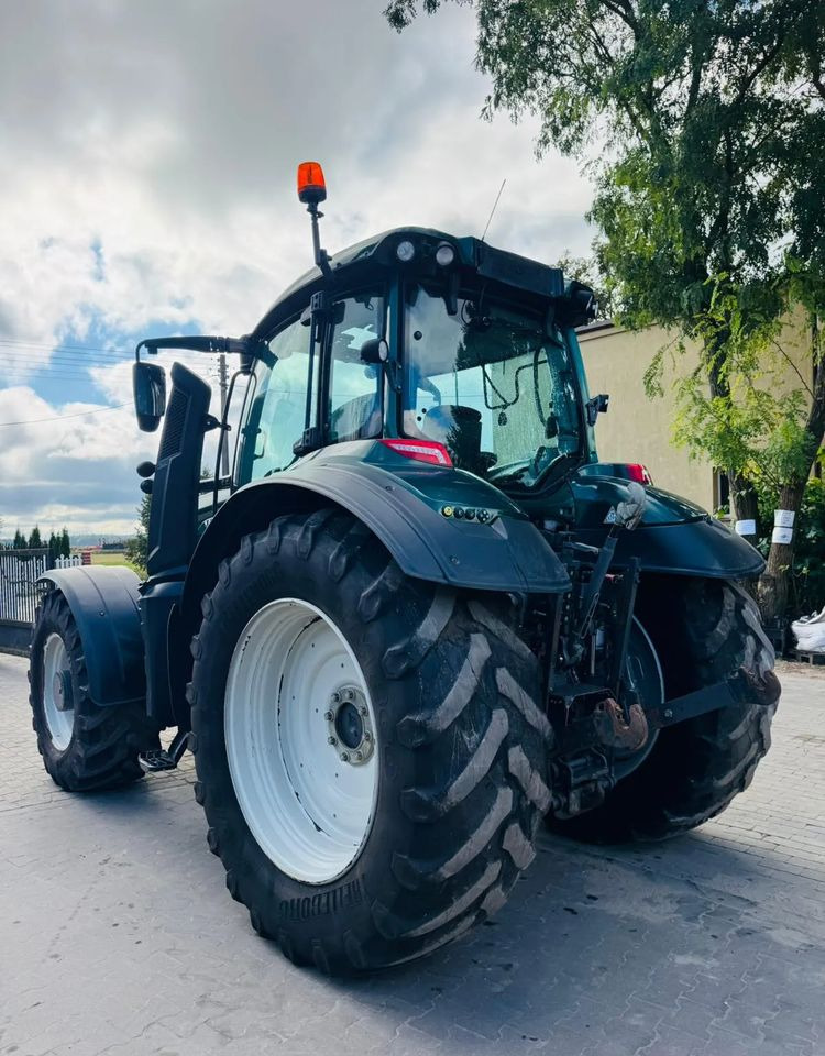 Valtra T214 Versu - Traktor: bilde 2 Valtra T214 Versu - Traktor: bilde 2