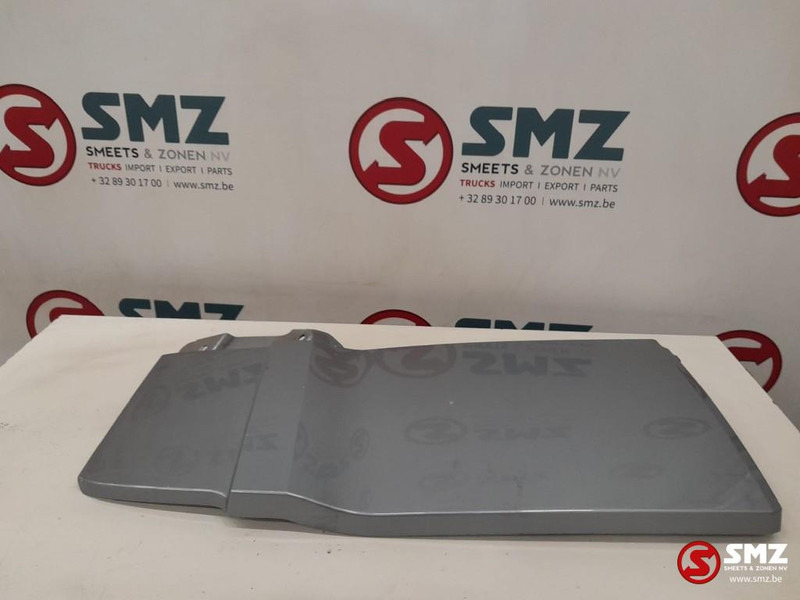 DAF Occ cabinezijspoiler rechtsboven DAF - Aerodynamikk/ Spoiler for Lastebil: bilde 1 DAF Occ cabinezijspoiler rechtsboven DAF - Aerodynamikk/ Spoiler for Lastebil: bilde 1