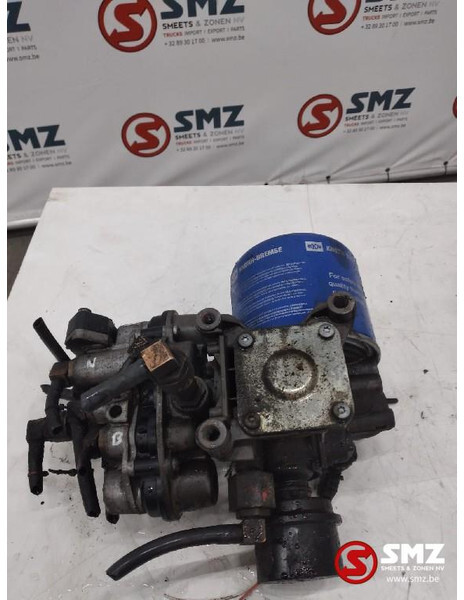 DAF Occ luchtdroger + vacuümregelklep DAF XF95 K116874 - Styreenhet for Lastebil: bilde 1 DAF Occ luchtdroger + vacuümregelklep DAF XF95 K116874 - Styreenhet for Lastebil: bilde 1