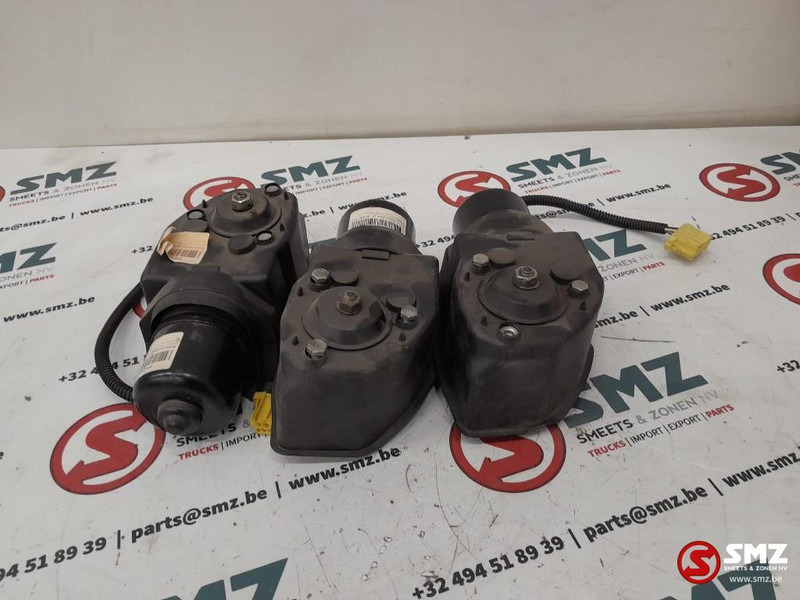 DAF Set van 3 ruitenwissermotors DAF - Visker for Lastebil: bilde 1 DAF Set van 3 ruitenwissermotors DAF - Visker for Lastebil: bilde 1