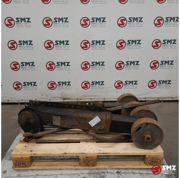 Diversen Occ set van 2 opleggersteunpoten Fontaine - Ramme/ Chassis for Lastebil: bilde 2 Diversen Occ set van 2 opleggersteunpoten Fontaine - Ramme/ Chassis for Lastebil: bilde 2