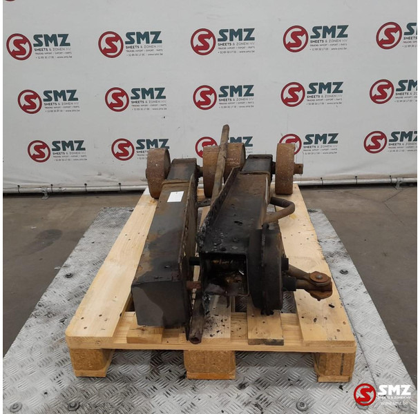 Diversen Occ set van 2 opleggersteunpoten Fontaine - Ramme/ Chassis for Lastebil: bilde 4 Diversen Occ set van 2 opleggersteunpoten Fontaine - Ramme/ Chassis for Lastebil: bilde 4