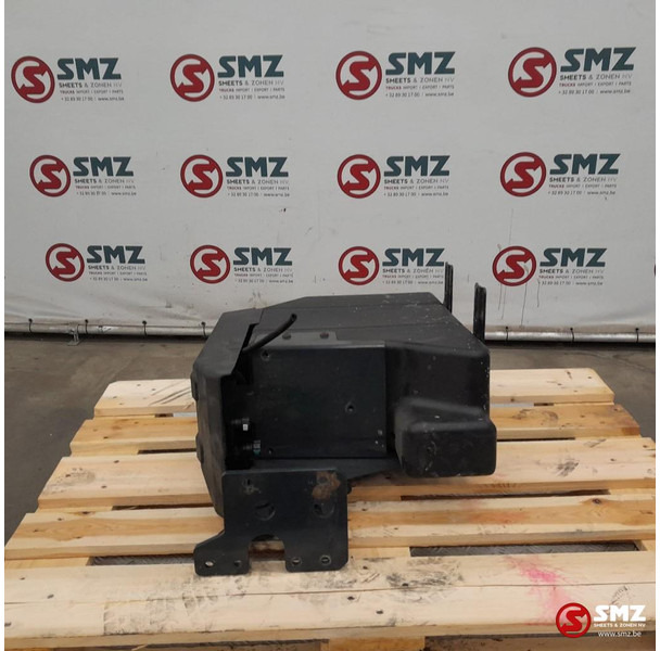 Iveco Occ AdBluetank Euro 6 30L Iveco - Drivstoffsystem for Lastebil: bilde 3 Iveco Occ AdBluetank Euro 6 30L Iveco - Drivstoffsystem for Lastebil: bilde 3
