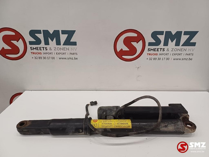 Iveco Occ cabinekantelcilinder Iveco - Ramme/ Chassis for Lastebil: bilde 1 Iveco Occ cabinekantelcilinder Iveco - Ramme/ Chassis for Lastebil: bilde 1