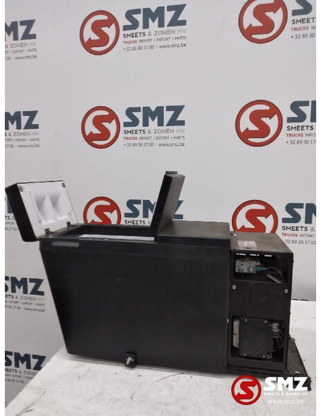 Iveco Occ koelkast Iveco - Førerhus og interiør for Lastebil: bilde 1 Iveco Occ koelkast Iveco - Førerhus og interiør for Lastebil: bilde 1