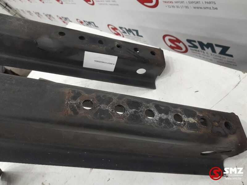 Iveco Occ set brandstoftanksteunen Iveco Stralis 4206812 - Drivstofftank for Lastebil: bilde 3 Iveco Occ set brandstoftanksteunen Iveco Stralis 4206812 - Drivstofftank for Lastebil: bilde 3
